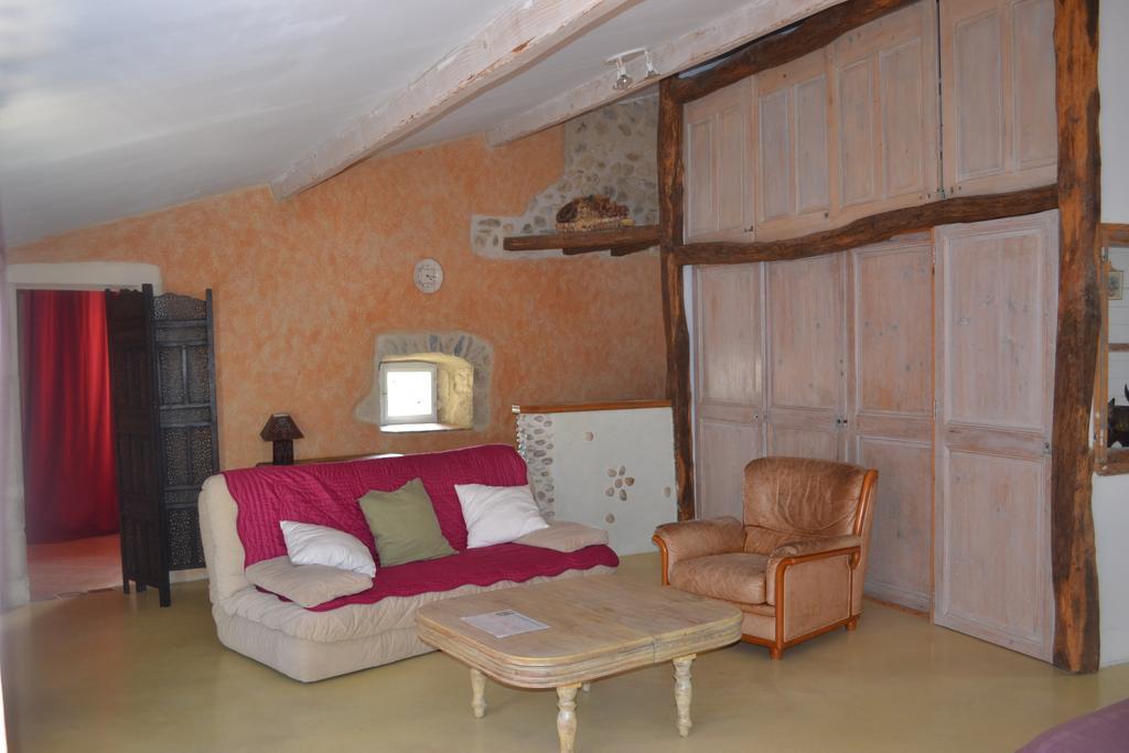Maison D'Hotes Les Fougeres Mirmande Exterior photo